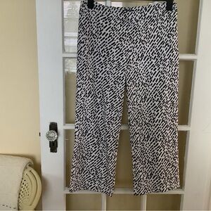 Woman’s Capri pants by “Lisette”